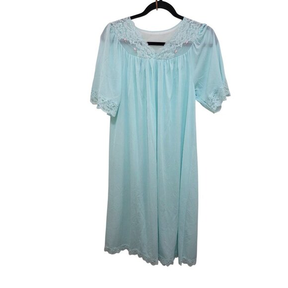 Shadowline Light Green Lace-Trimmed Nightgown  Floral Embroidery Short Sleeve - Picture 1 of 9